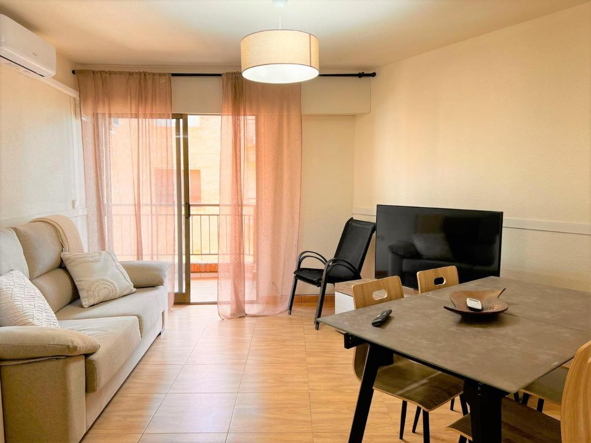 Marinasunbeach Paseo Maritimo تورّيفيِخا المظهر الخارجي الصورة